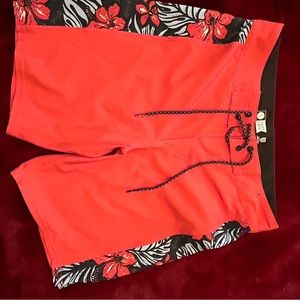 New with out tag men’s size small Salty Crew swim trunks bought at west marine